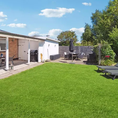 Feriehus Gorgeous In With Wifi *